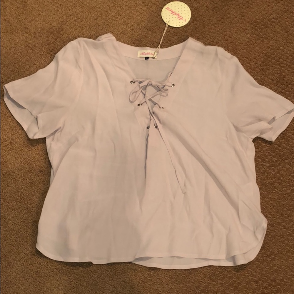 Women’s v-neck blouse with tie